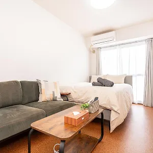 新宿歌舞伎町東新宿站3分钟，徒步伊势丹4分钟免费wi-fi！ Apartment